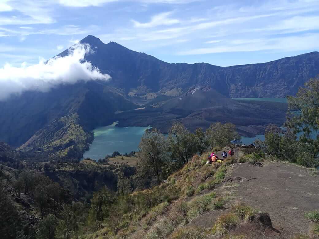 Rinjani Trekking Package